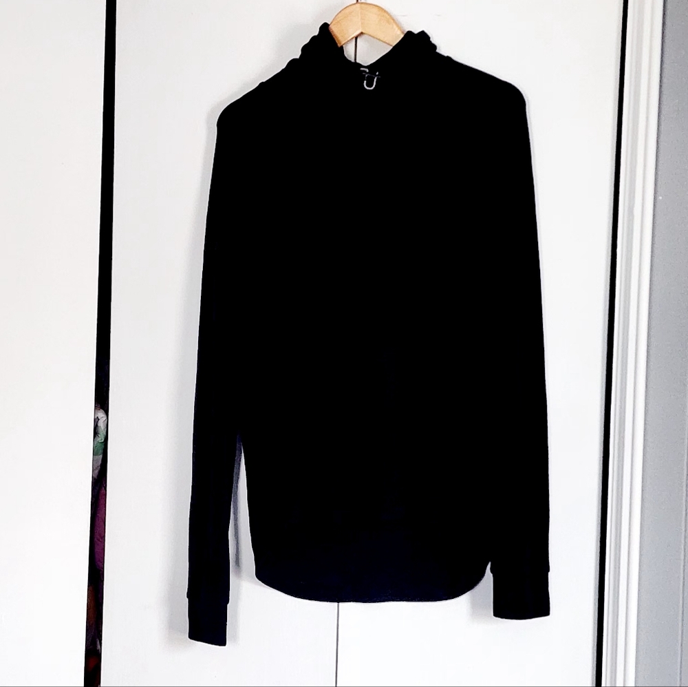 Varley Black Pullover - image 2